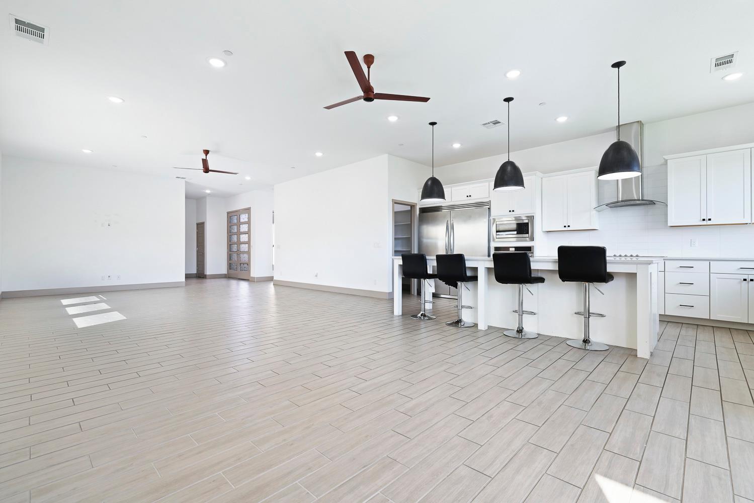 20104 Marrone Way, Friant, CA 93626