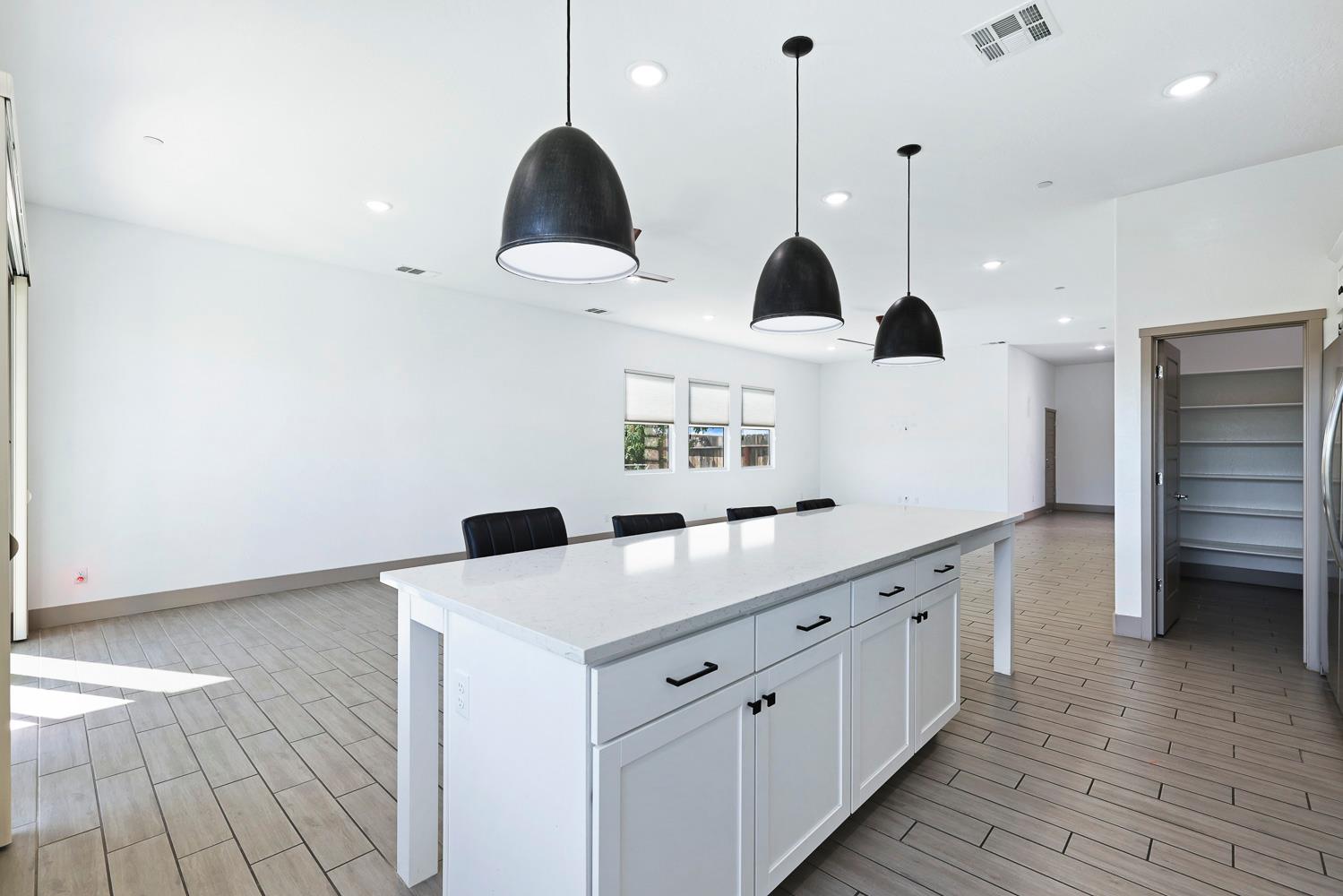 20104 Marrone Way, Friant, CA 93626