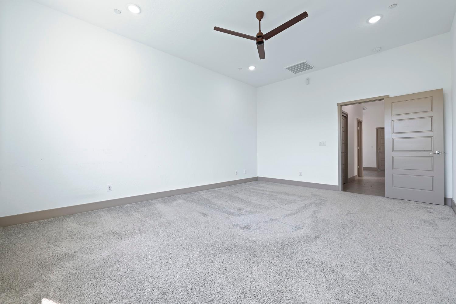 20104 Marrone Way, Friant, CA 93626