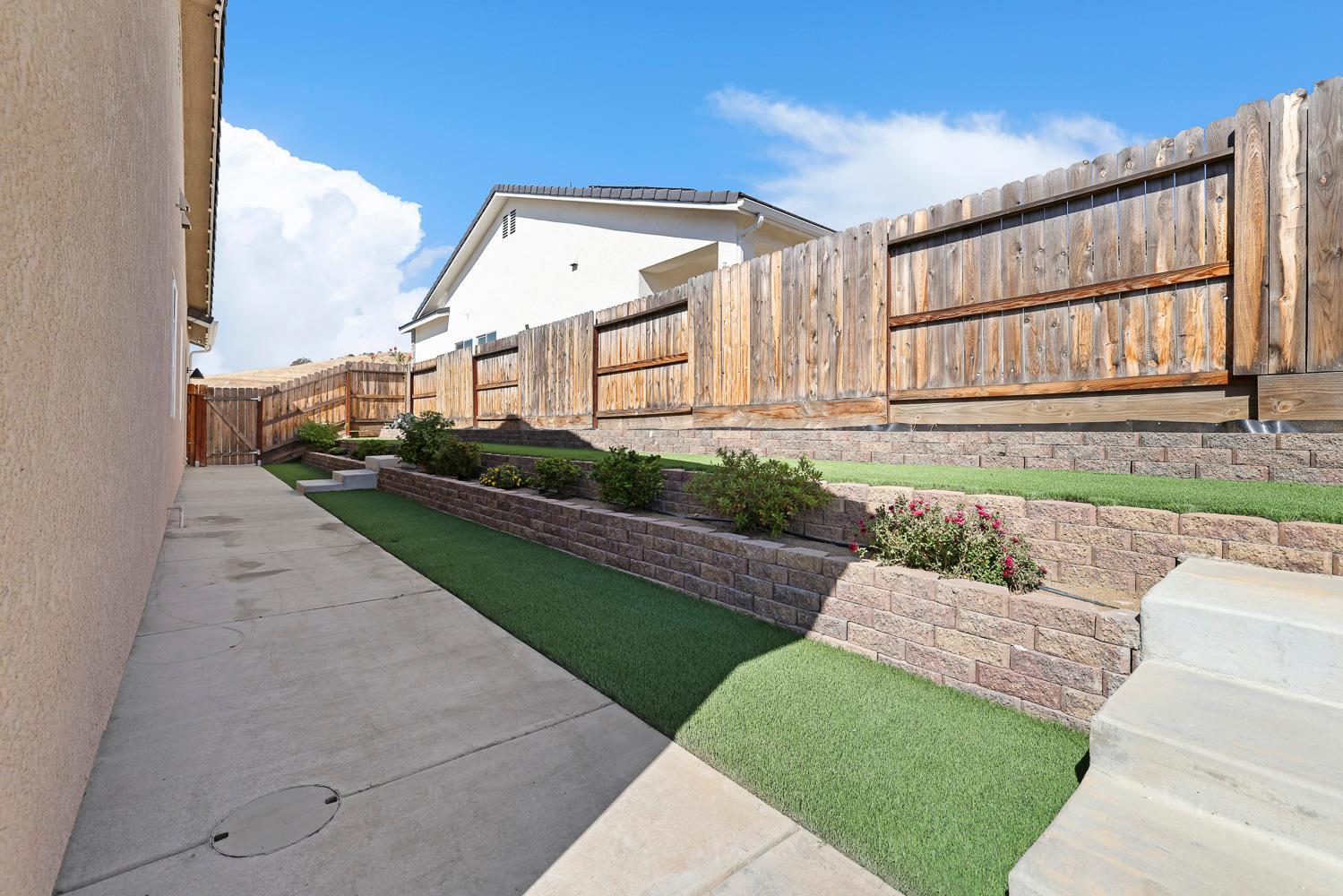 20104 Marrone Way, Friant, CA 93626