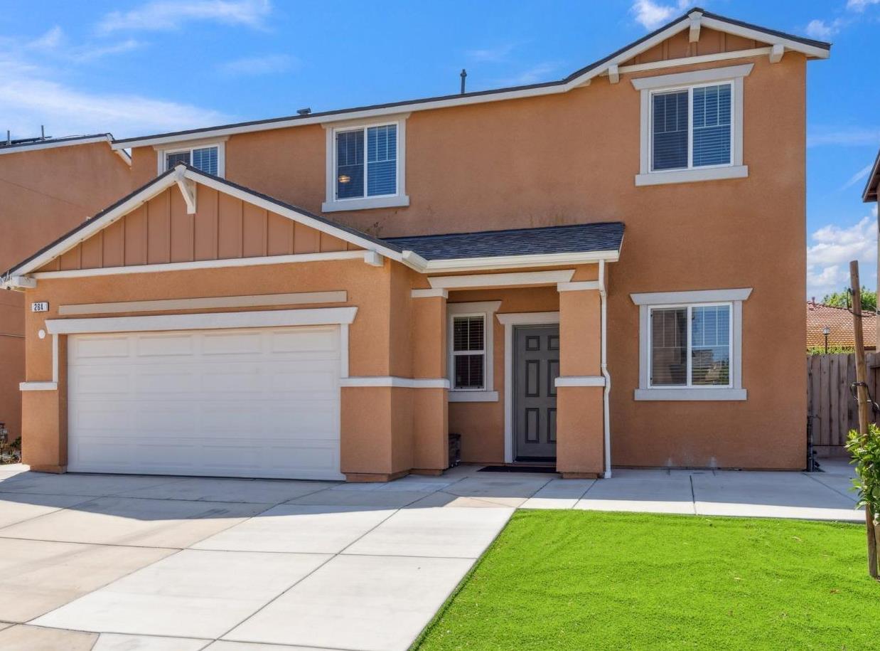 264 Rosebriar St, Madera, CA 93638