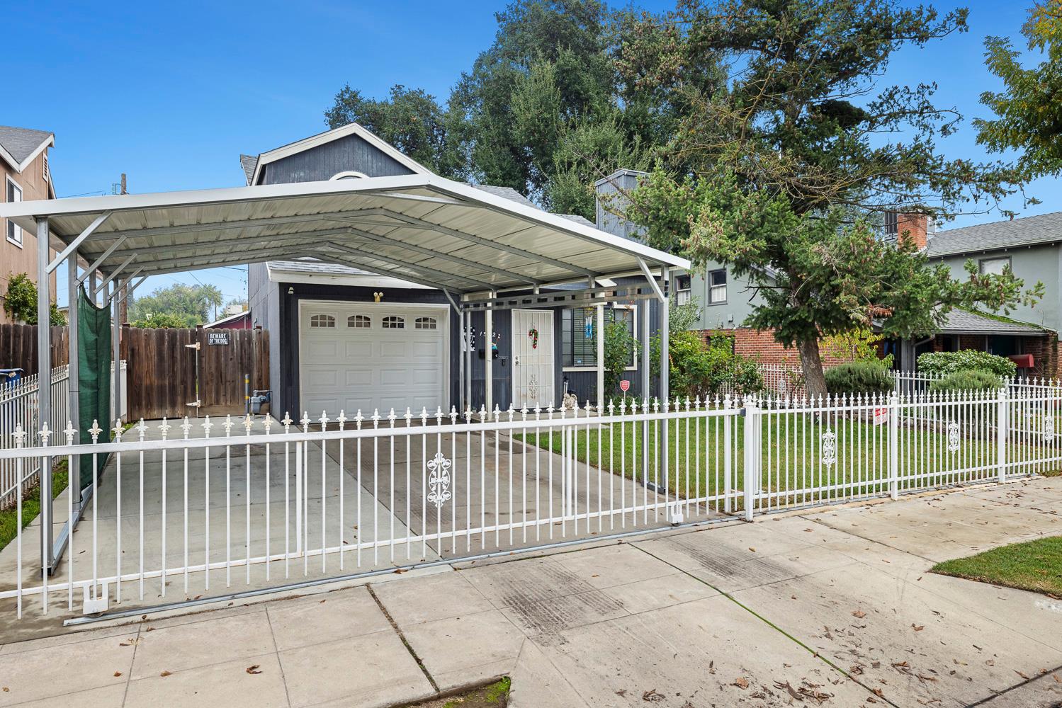 1592 N Ferger Ave, Fresno, CA 93728