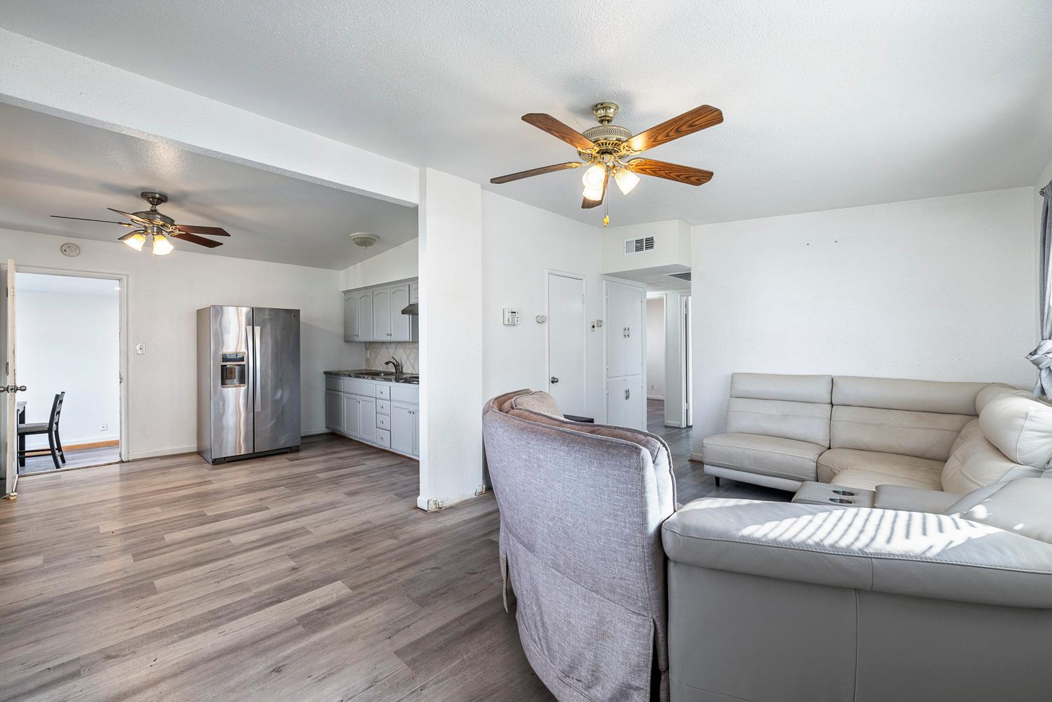 119 W Eden Ave, Fresno, CA 93706