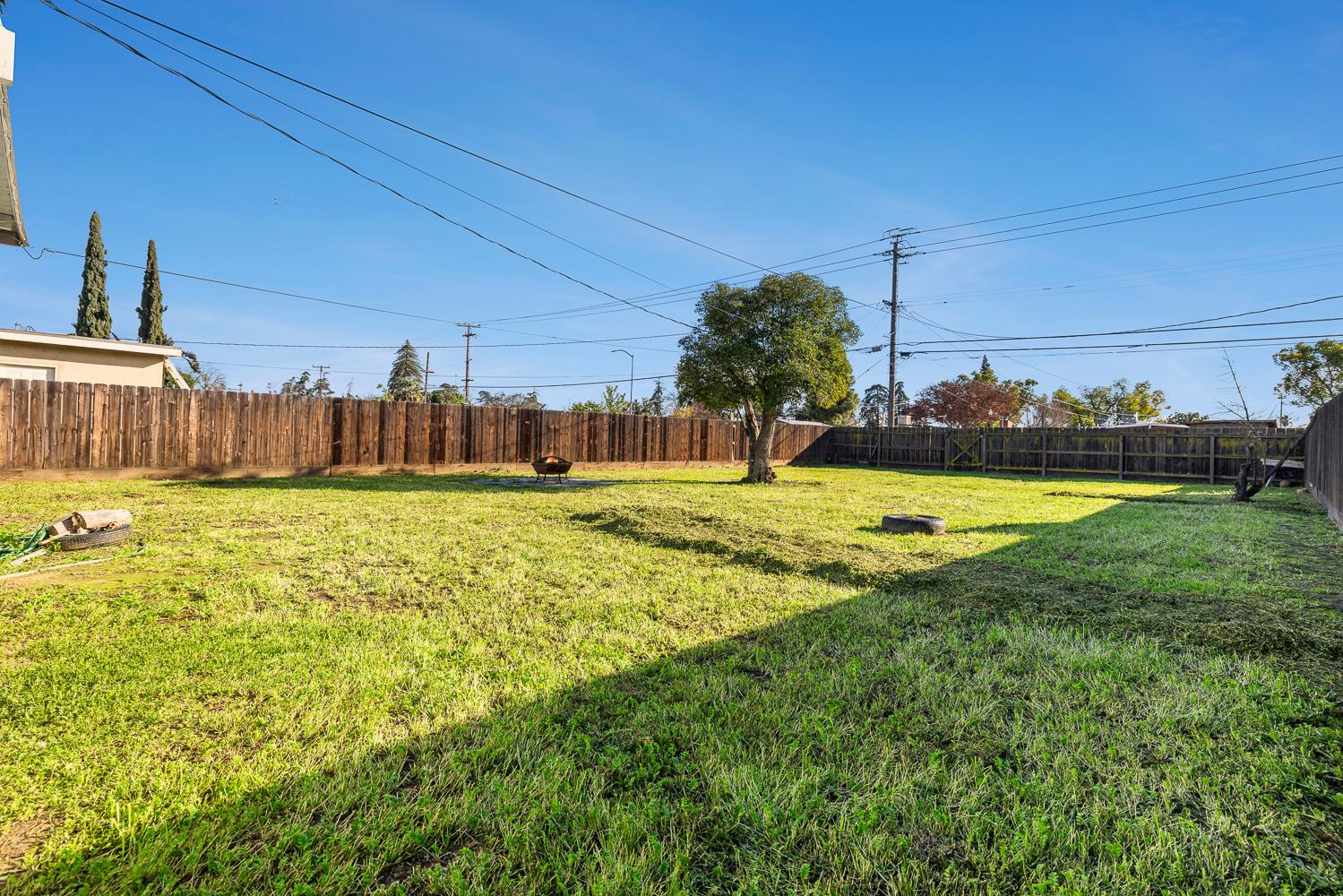 119 W Eden Ave, Fresno, CA 93706