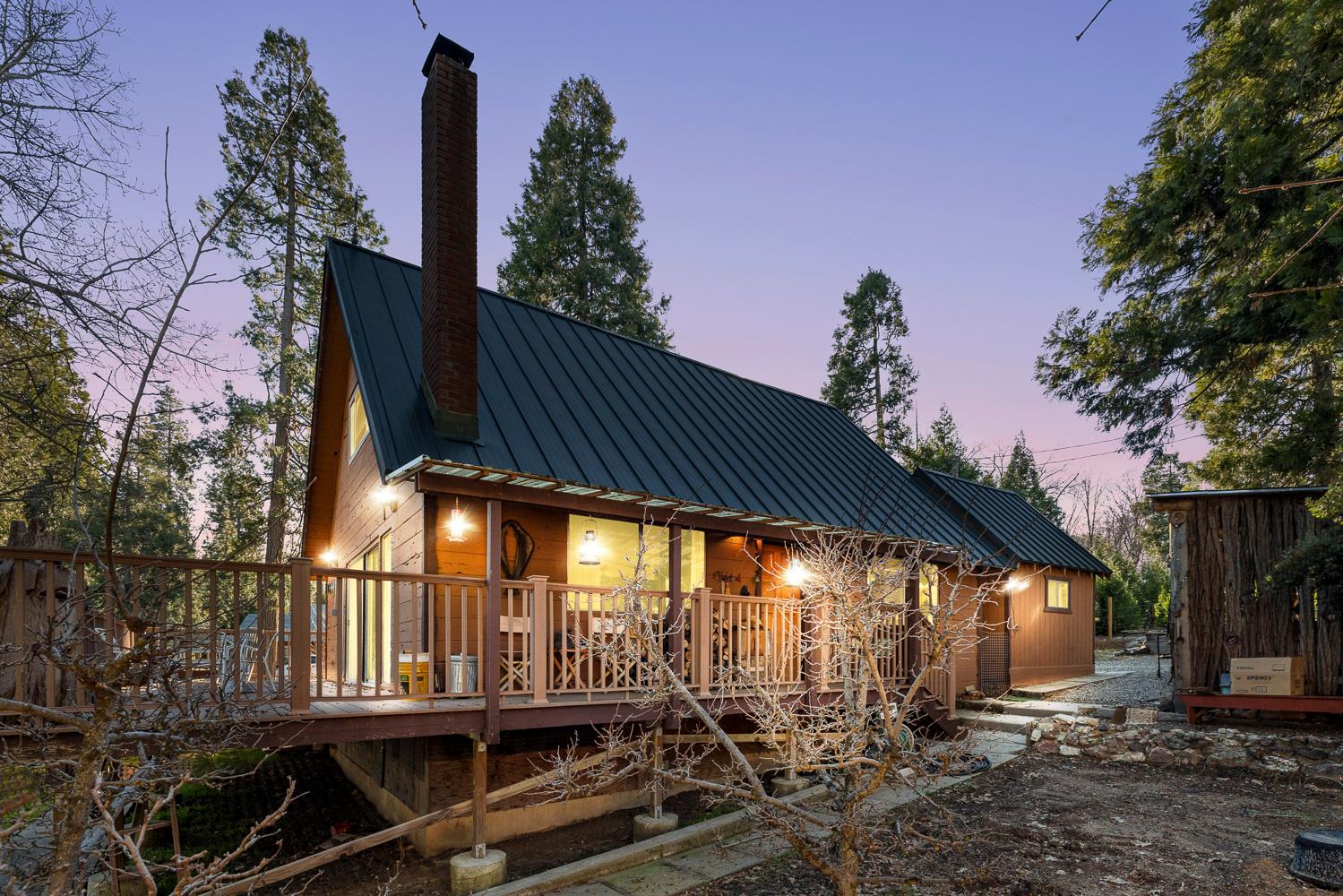 41722 Merriman Ln, Auberry, CA 93602