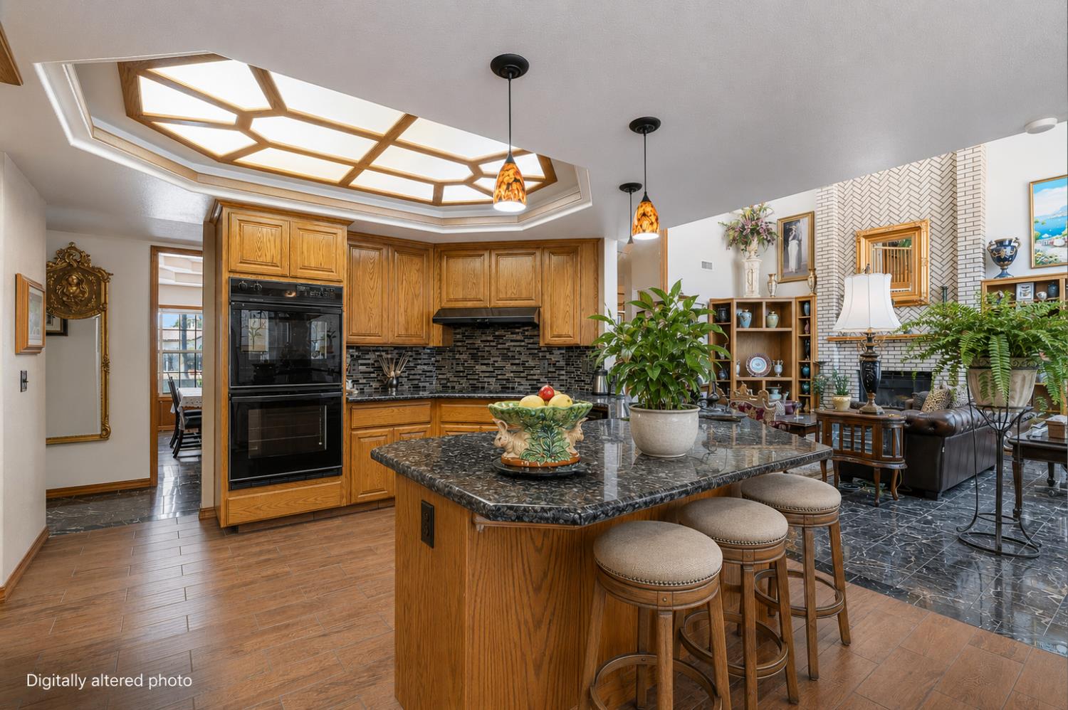 7207 E Bremer Ave, Fresno, CA 93737