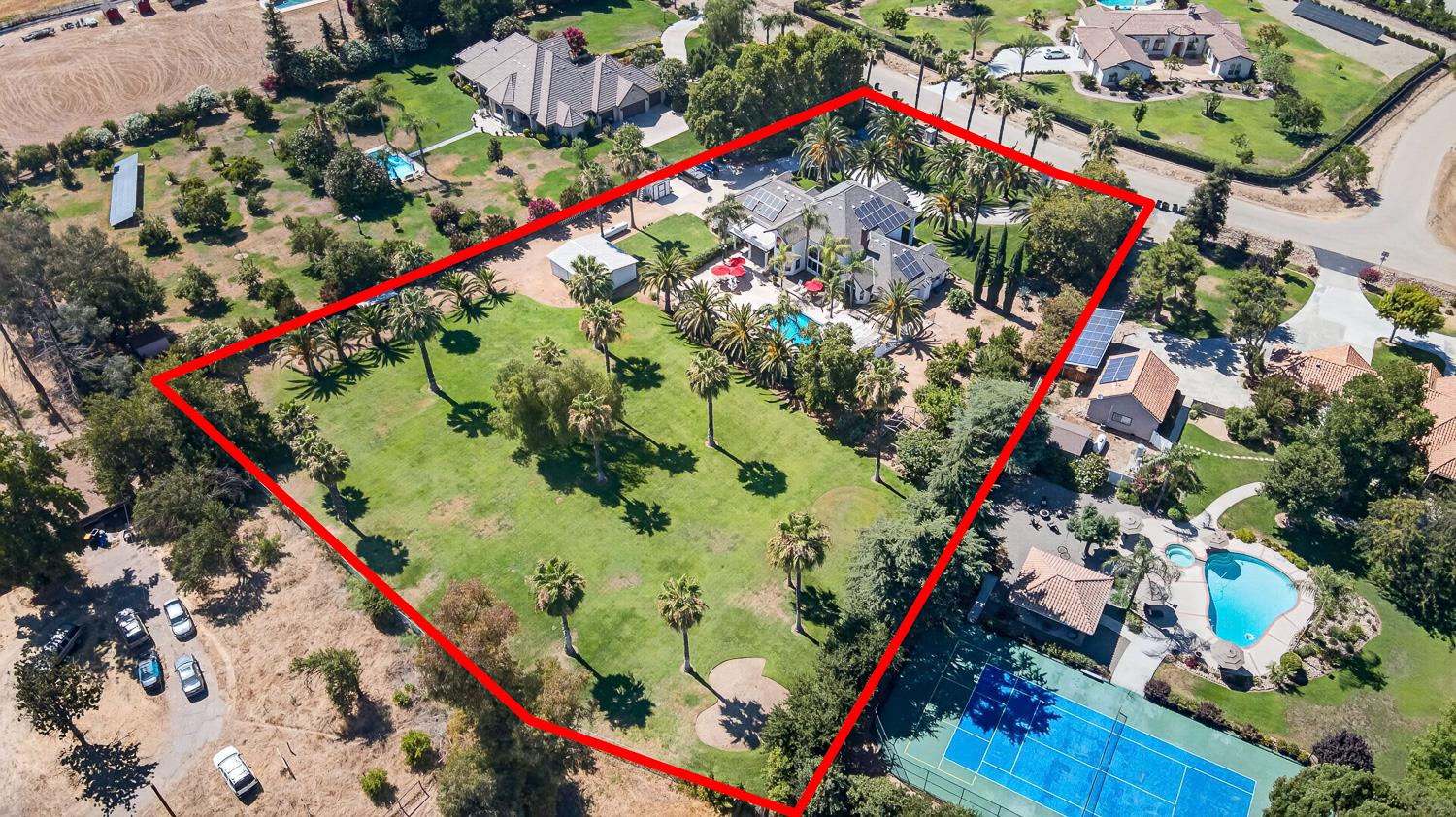 7207 E Bremer Ave, Fresno, CA 93737