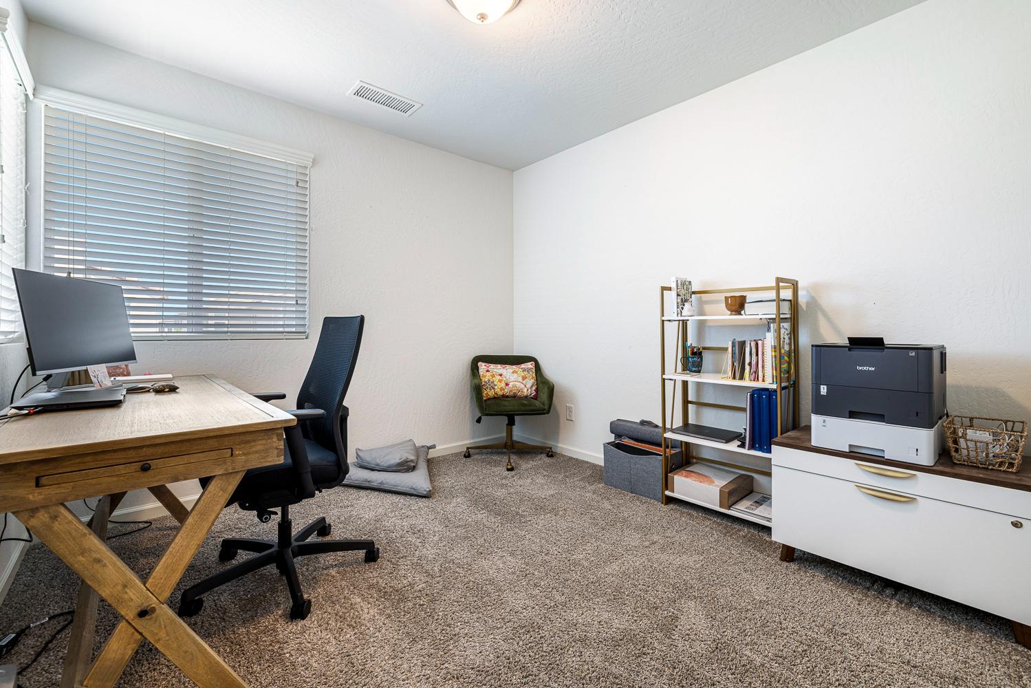 3748 Longford Way, Clovis, CA 93619
